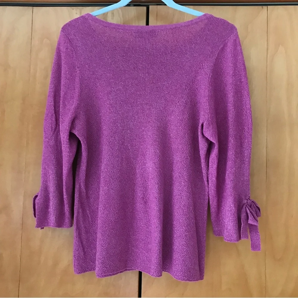 Beautiful purple sweater - Picture 2 of 6